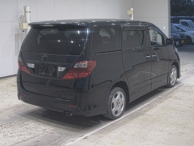 TOYOTA ALPHARD 2009