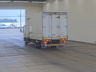 ISUZU ELF 2021