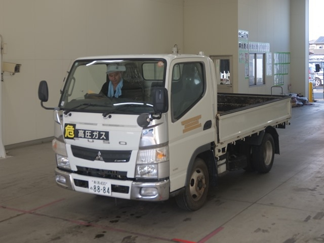 MITSUBISHI CANTER 2016