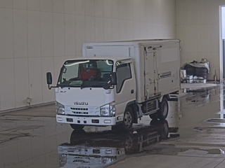 ISUZU ELF 2015