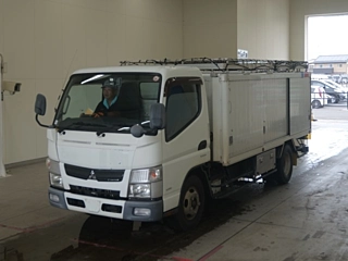 MITSUBISHI CANTER 2013