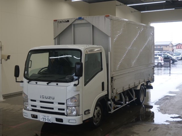 ISUZU ELF 2010