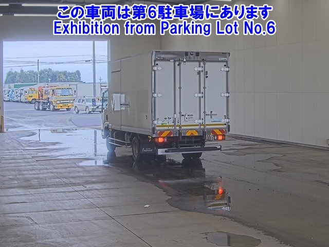 ISUZU ELF 2022