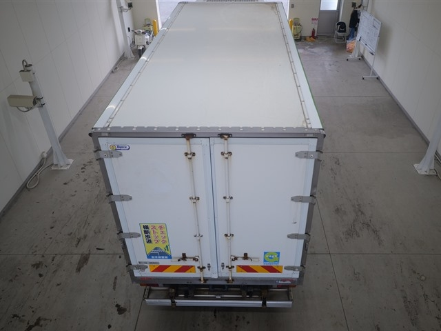 MITSUBISHI CANTER 2014