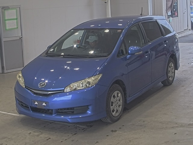 TOYOTA WISH 2012
