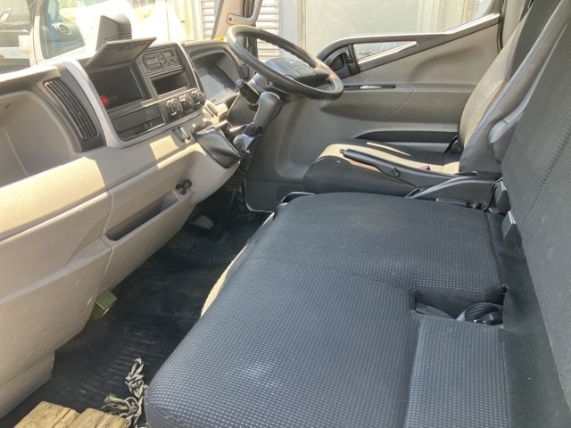 MITSUBISHI CANTER 2018