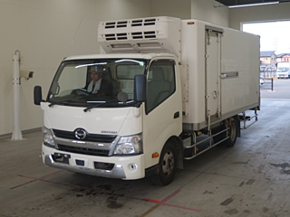 HINO DUTRO 2017
