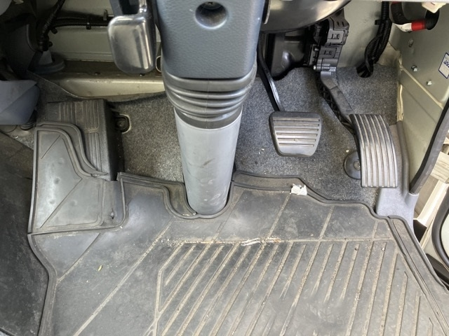 MITSUBISHI CANTER 2014