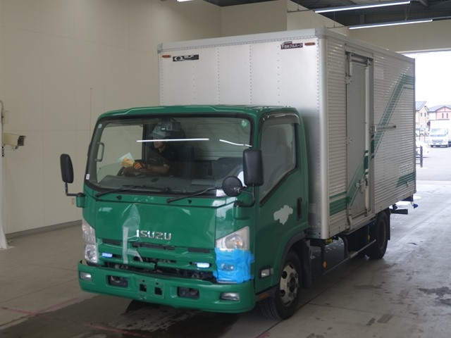 ISUZU ELF 2008
