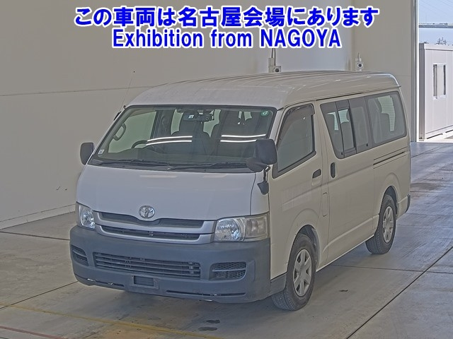 TOYOTA HIACE 2010
