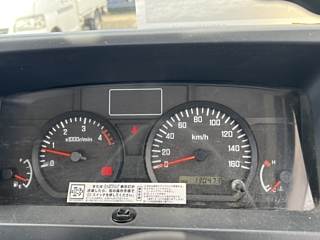ISUZU ELF 2011