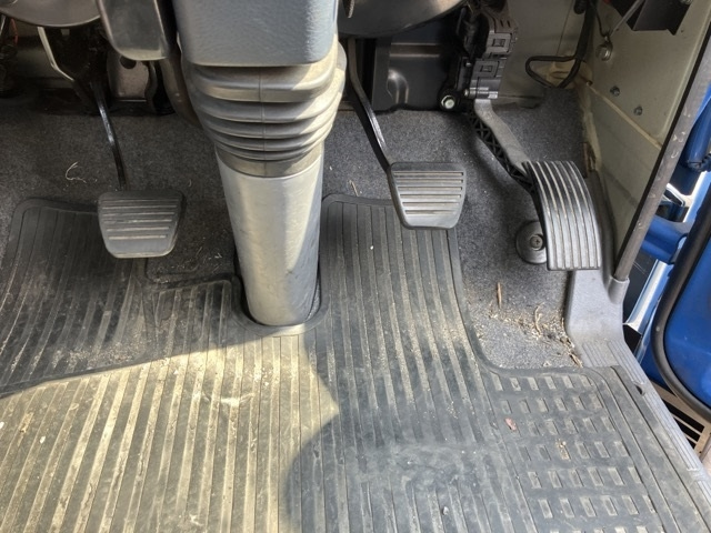 MITSUBISHI CANTER 2013