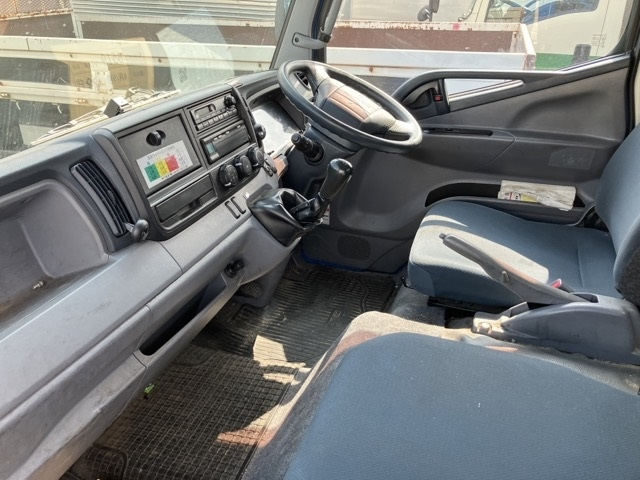 MITSUBISHI CANTER 2013