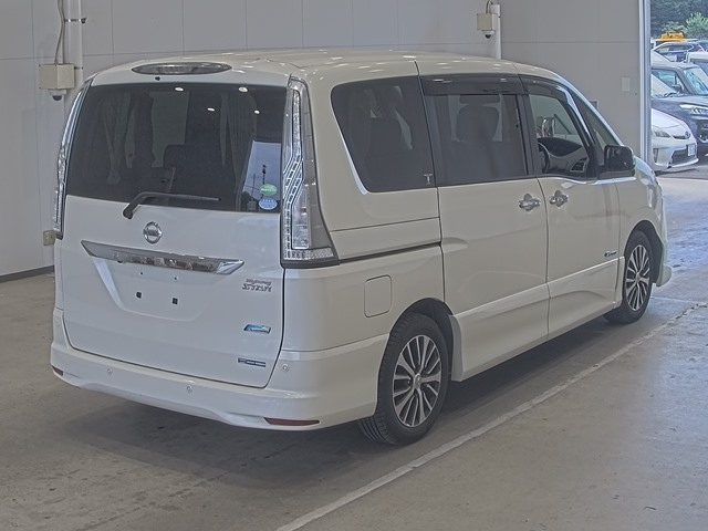 NISSAN SERENA 2015