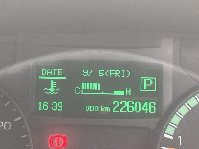 MITSUBISHI CANTER 2014