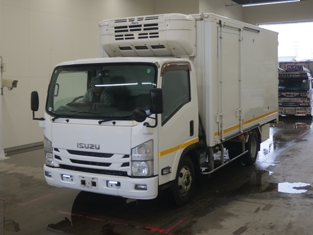 ISUZU ELF 2015