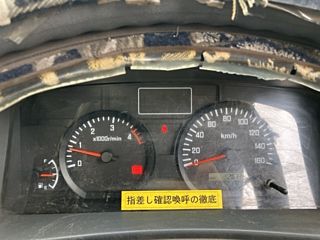ISUZU ELF 2015