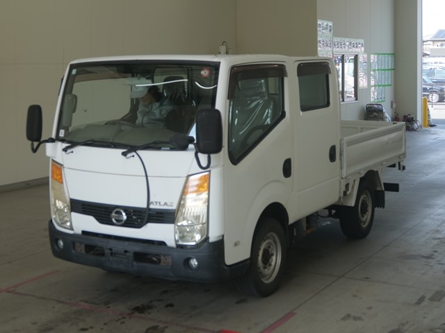 NISSAN ATLAS 2008