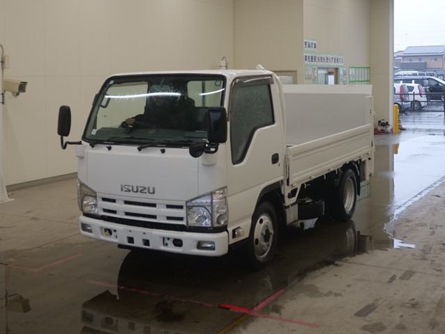 ISUZU ELF 2012