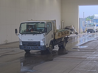 ISUZU ELF 2018