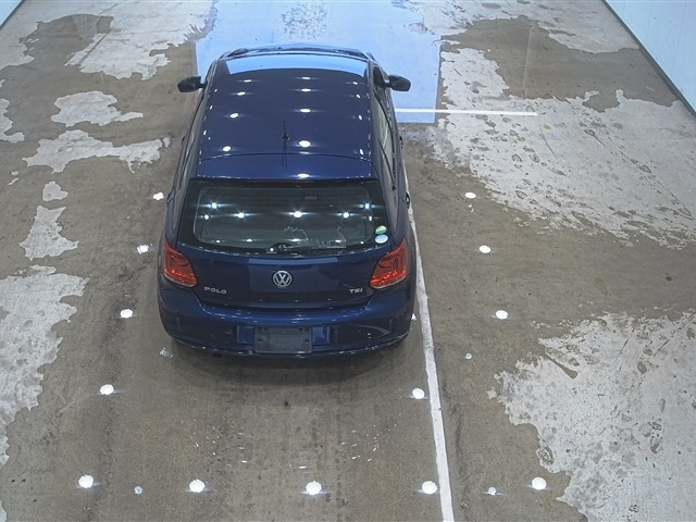 VOLKSWAGEN POLO 2014