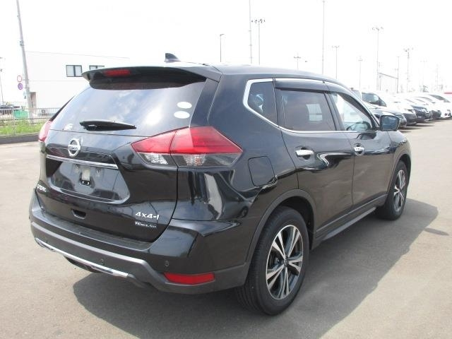 NISSAN X-TRAIL 2020