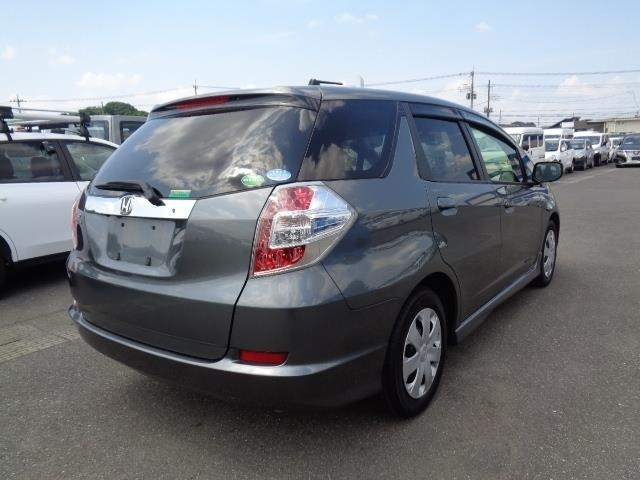 HONDA FIT SHUTTLE 2014