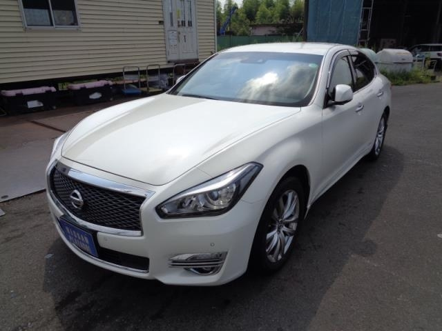 NISSAN FUGA 2020