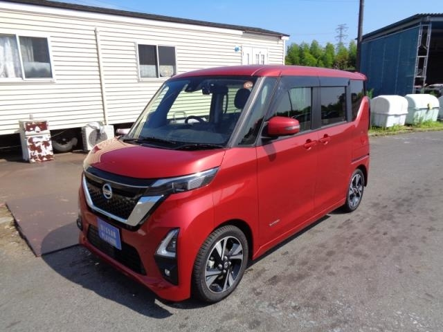 NISSAN ROOX 2021