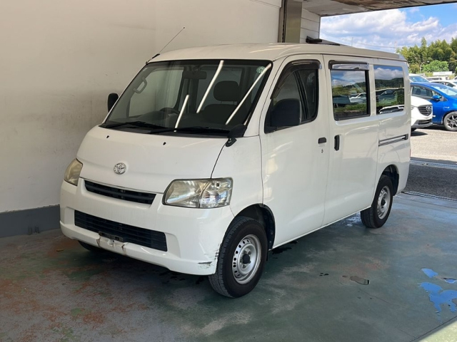 TOYOTA TOWN ACE VAN 2009