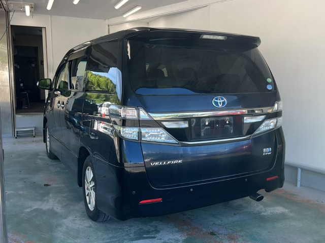 TOYOTA VELLFIRE 2012