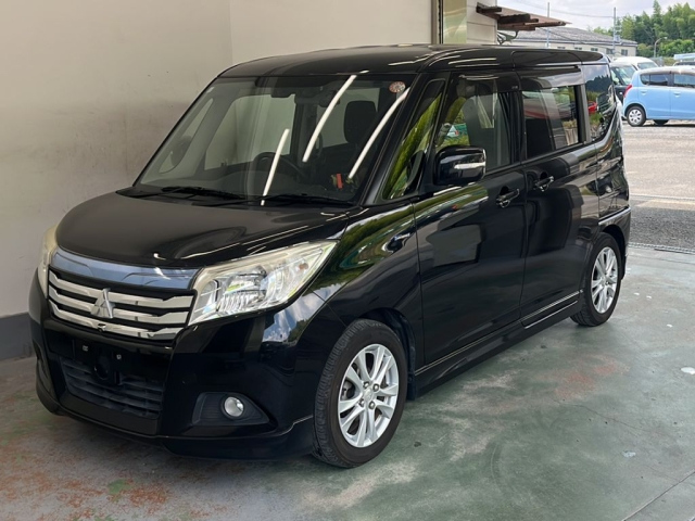 MITSUBISHI DELICA D2 2017