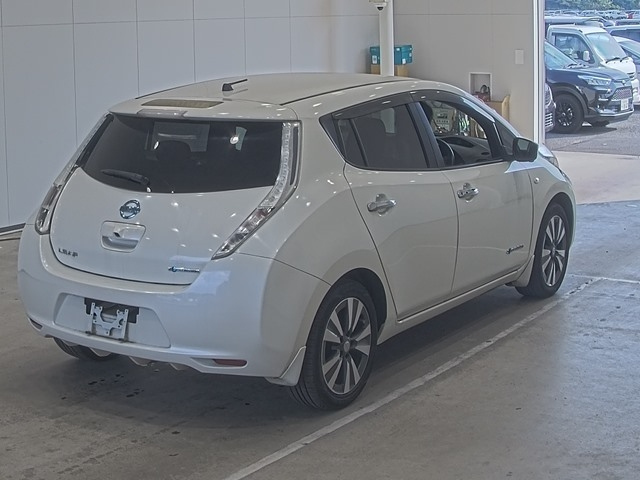 NISSAN LEAF 2016