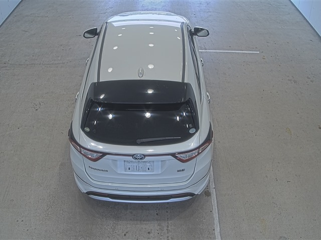 TOYOTA HARRIER 2017