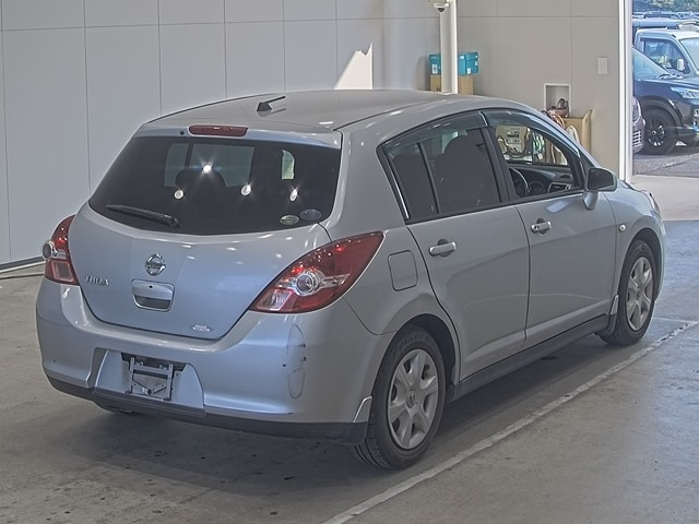 NISSAN TIIDA 2009