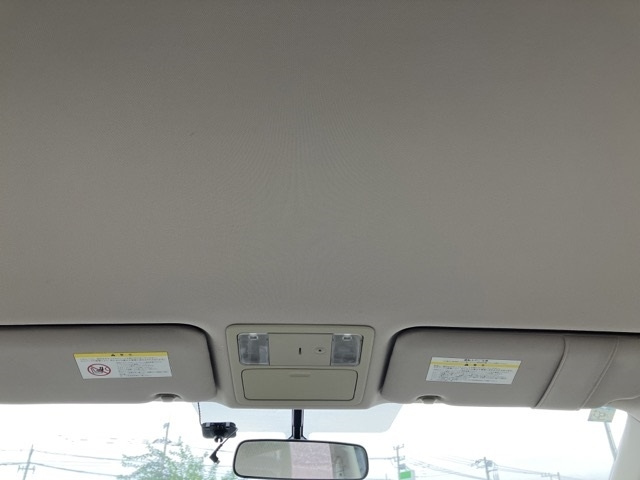 NISSAN TIIDA 2011