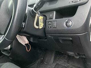 TOYOTA NOAH 2010
