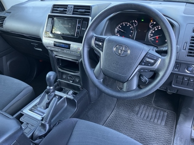 TOYOTA LAND CRUISER PRADO 2021