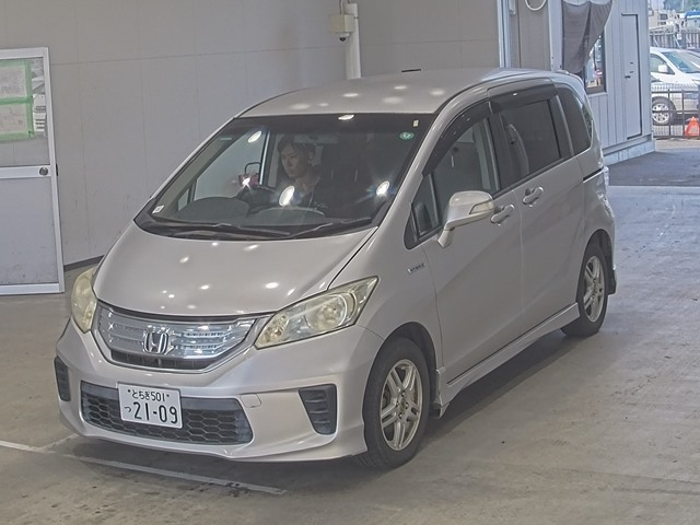 HONDA FREED 2011