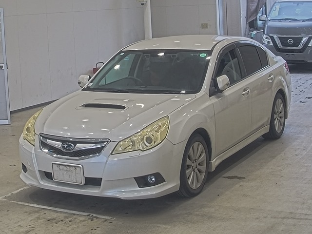 SUBARU LEGACY B4 2010