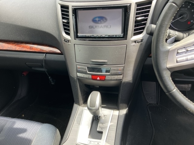 SUBARU LEGACY B4 2010