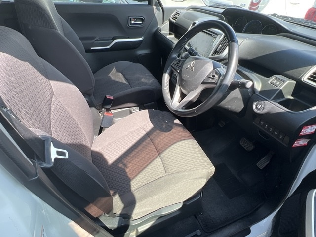 MITSUBISHI DELICA D2 2017
