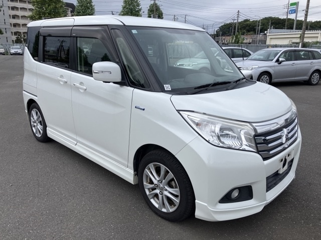 MITSUBISHI DELICA D2 2016