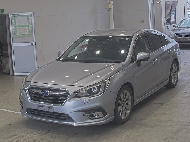 SUBARU LEGACY B4 2018