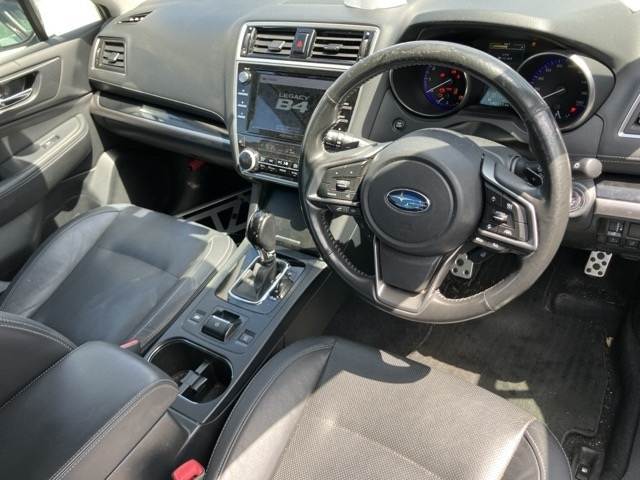 SUBARU LEGACY B4 2018