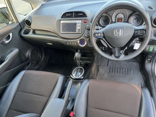 HONDA FIT SHUTTLE 2012