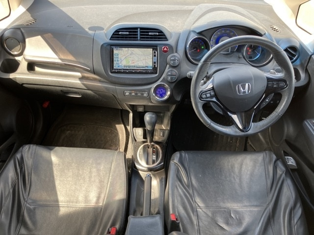 HONDA FIT SHUTTLE 2014