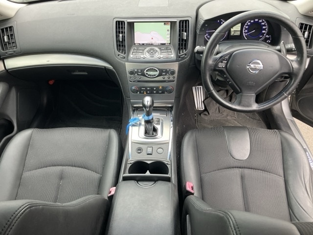NISSAN SKYLINE 2010