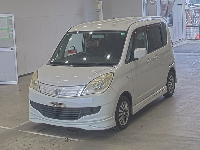 SUZUKI SOLIO 2011