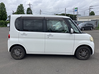 DAIHATSU TANTO 2010